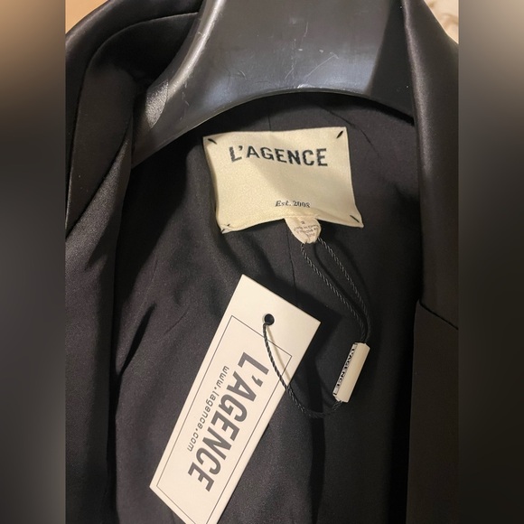 L'AGENCE - Jericho Rhinestone Blazer in Blac - Picture 8 of 10